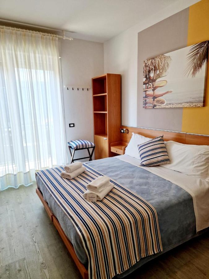 Hotel Orchidea Lignano Sabbiadoro Exterior foto