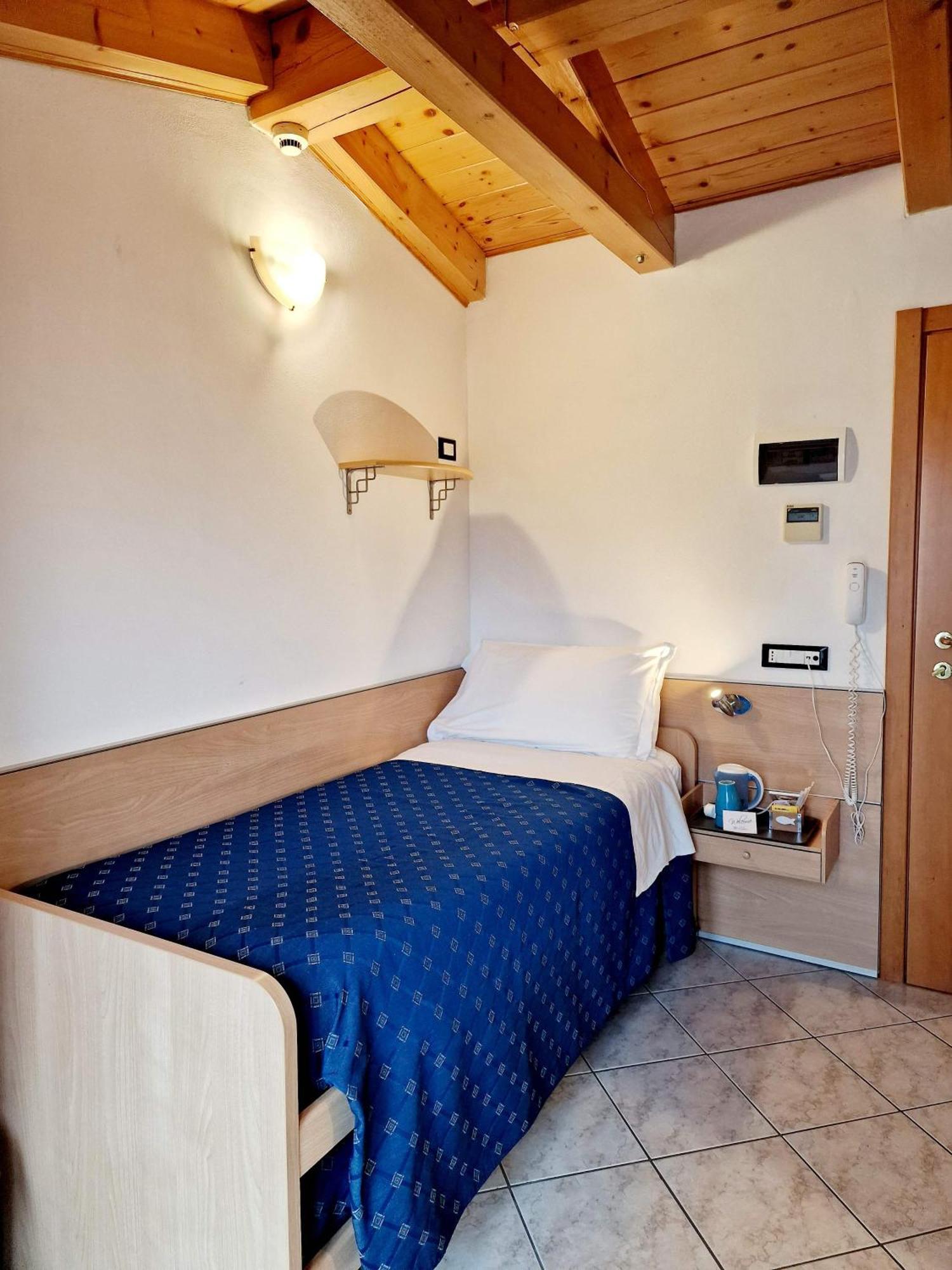 Hotel Orchidea Lignano Sabbiadoro Exterior foto